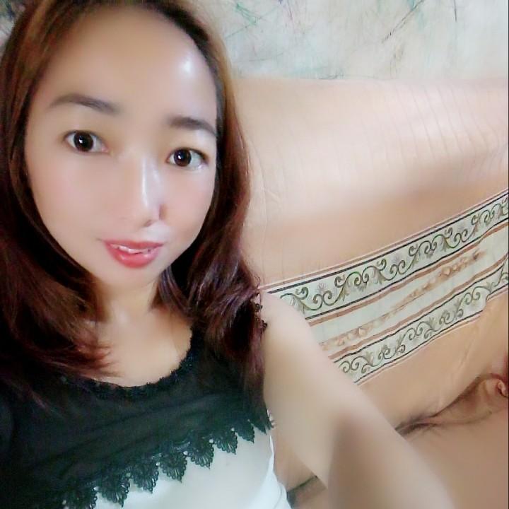 李玲