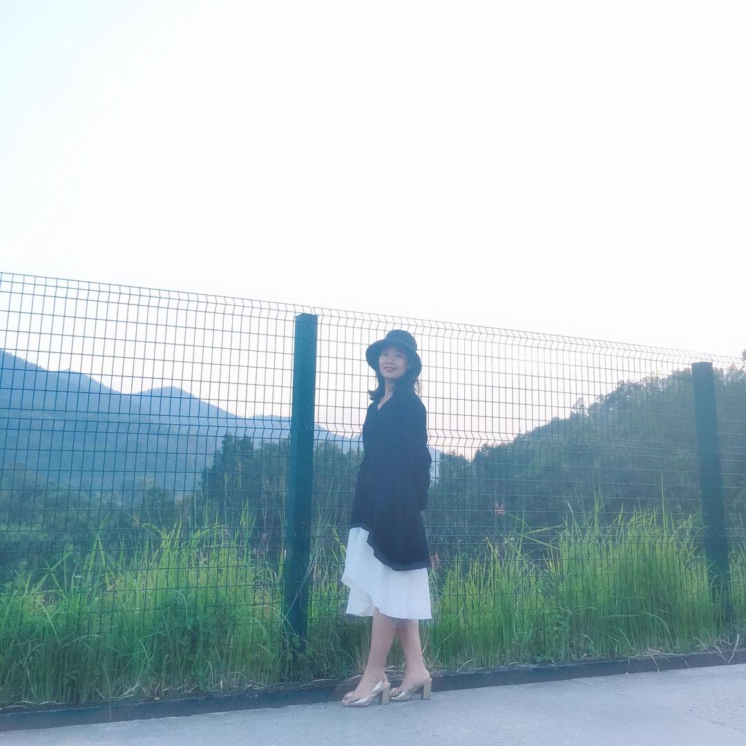 光明长圳迎盈鲜花