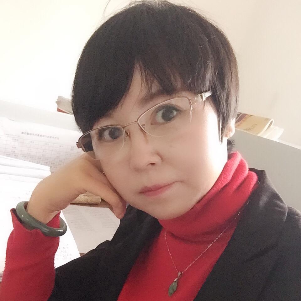 教英语的何玉蓉