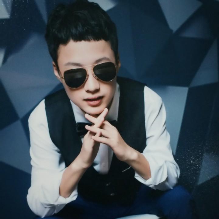 左哥   风格烫发