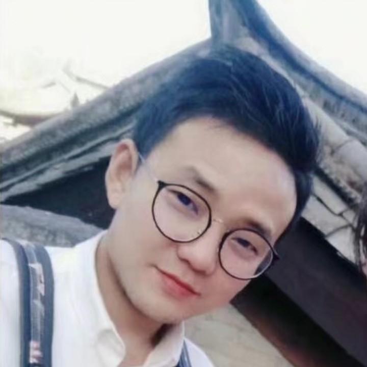 💋                 L