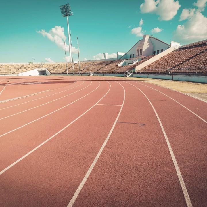 狠狠快乐的小疯子