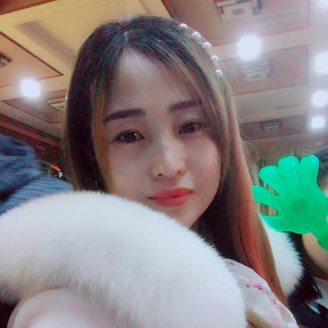 飛飛.