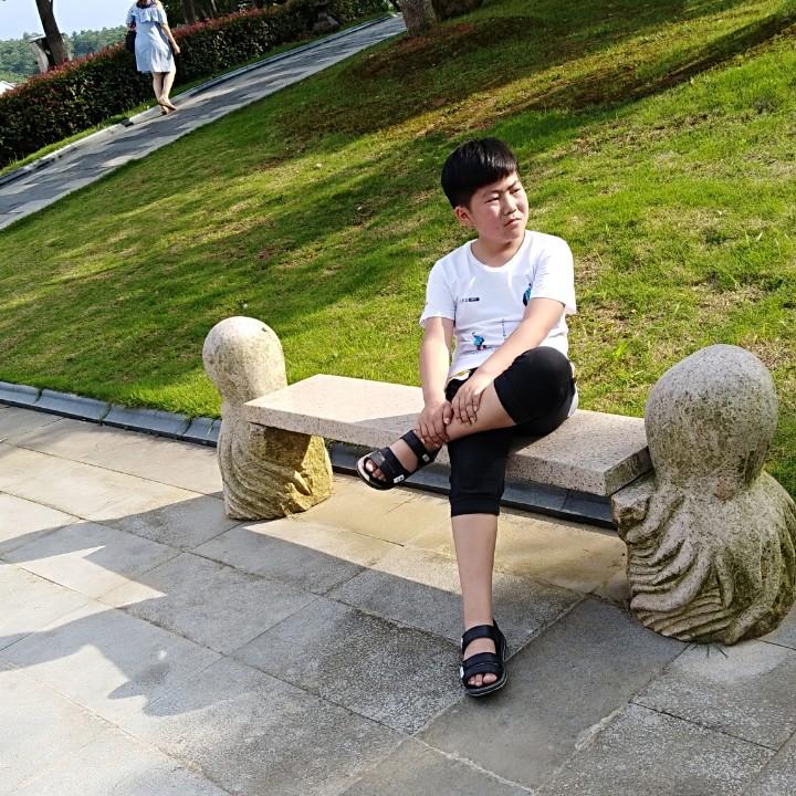 饿了喝水，馋了打嘴。