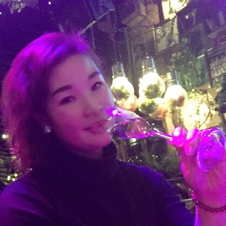 梅梅（诺姐🐶凡弟）