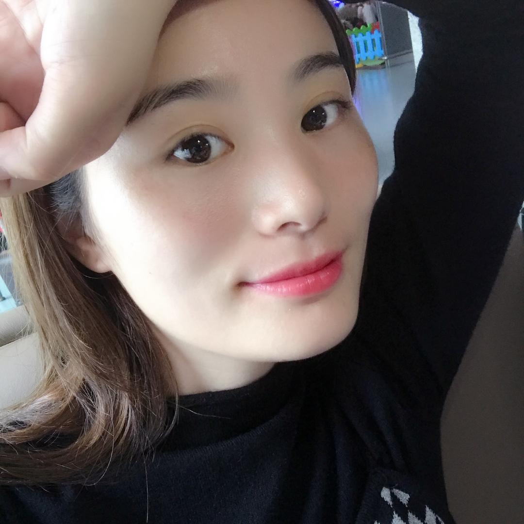 凤阳县府城拾月服装店