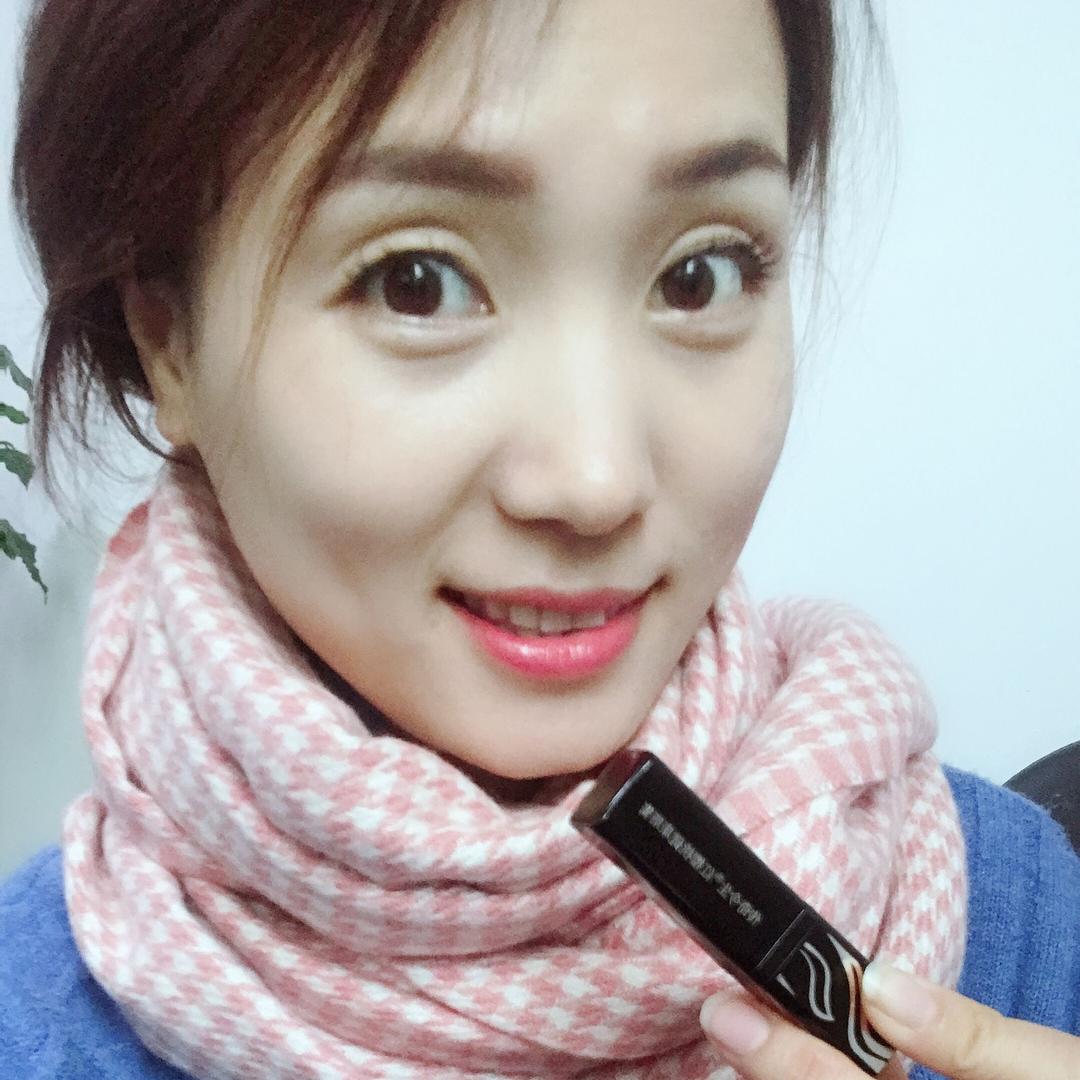 爱哭的小阿姨