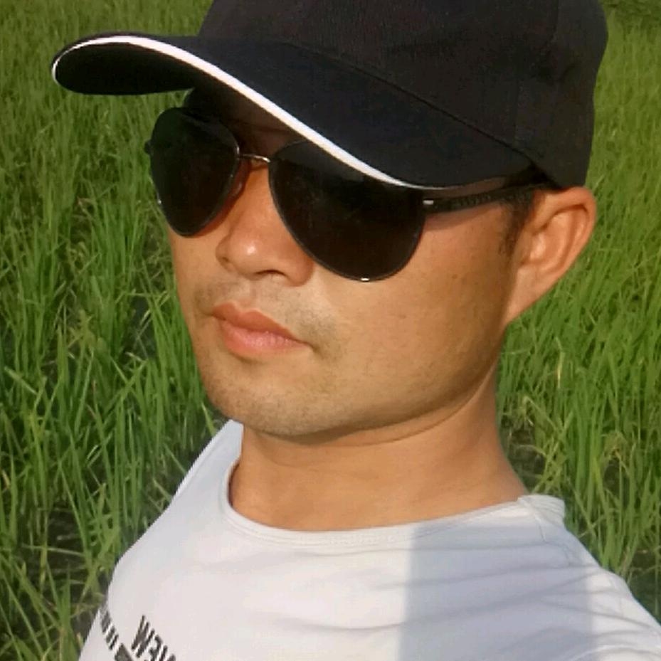 李