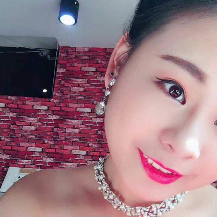 一只白杨呀🍃