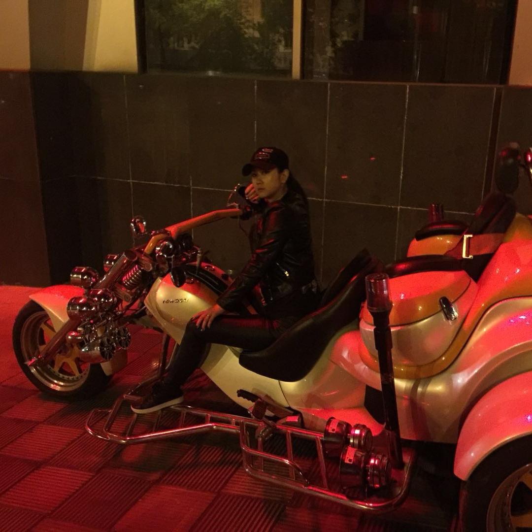 緈諨 ʚ😊ɞ手牽手