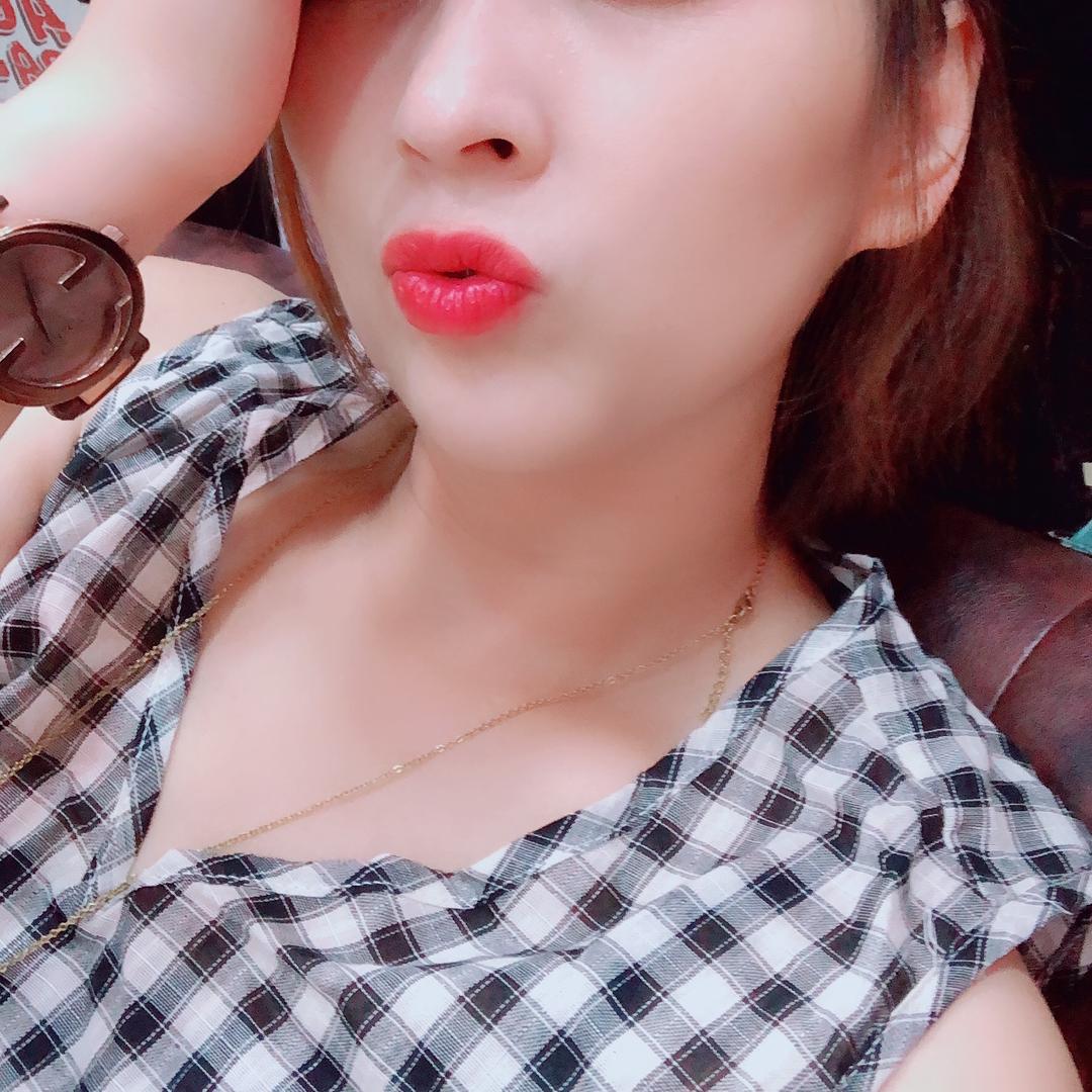 IAM27女装，华怡二楼红凯贝尔女装