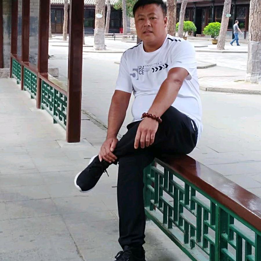 龙行天下