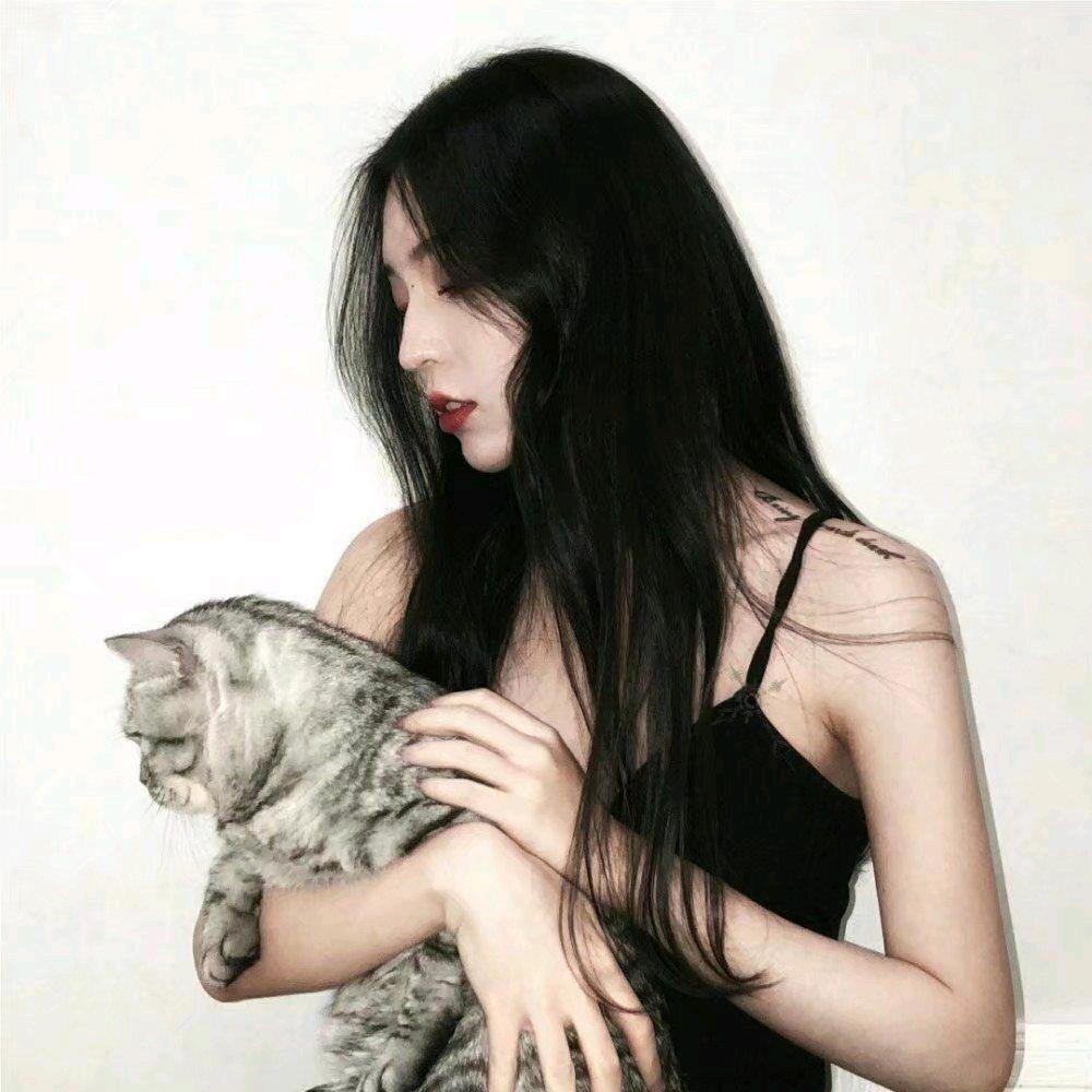 柒柒吖.