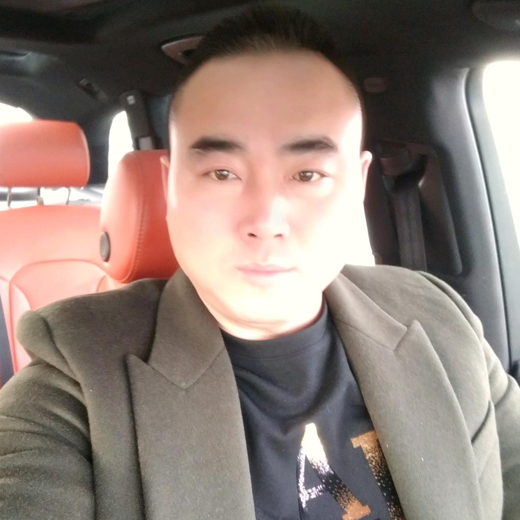 包头市青山区一机检车站后院常善缘汽车