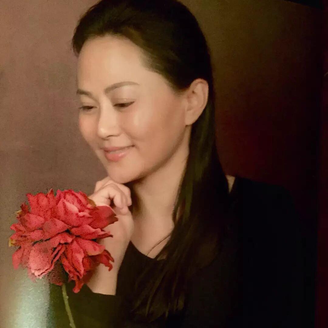 资深女人