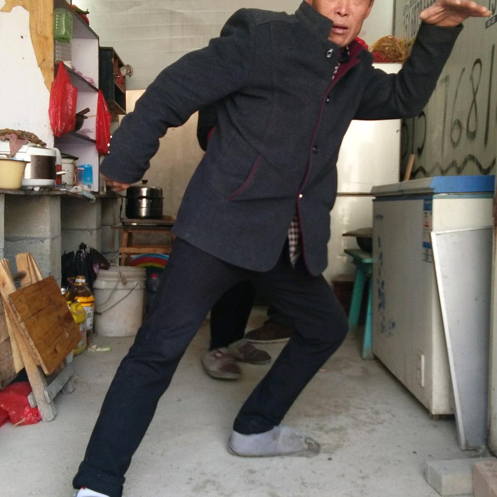 朝三