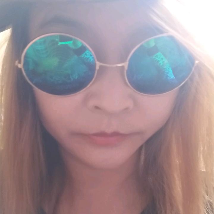 歌手谢军现任妻子山妹子