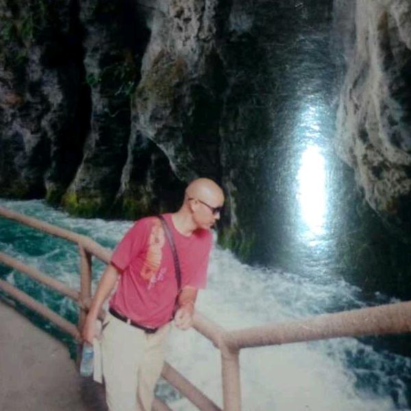 嘉绒男儿金川城南喜利来老面馆