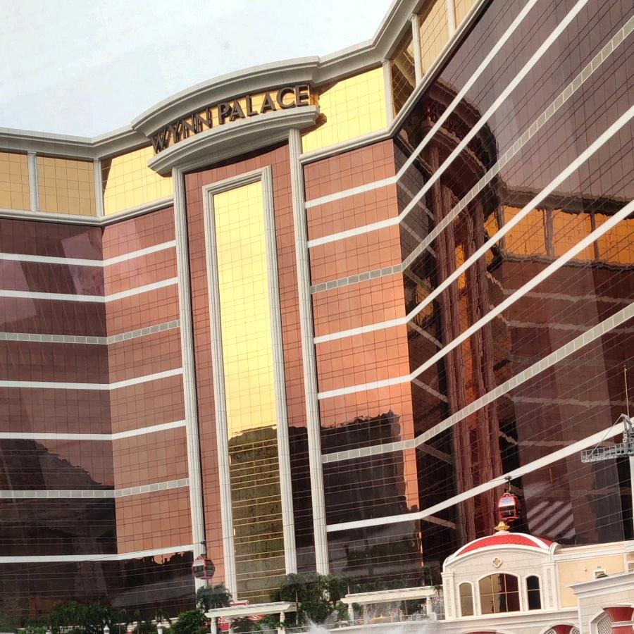 申丰羽绒服工厂直销