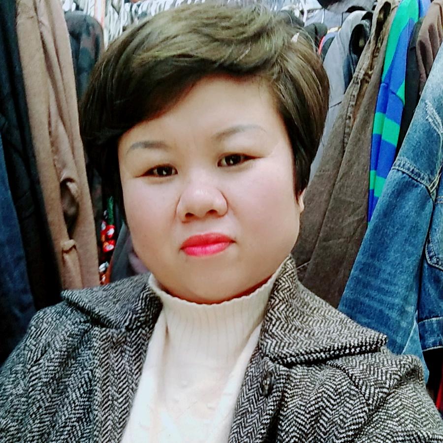 李玲