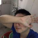 两份草莓冰淇淋