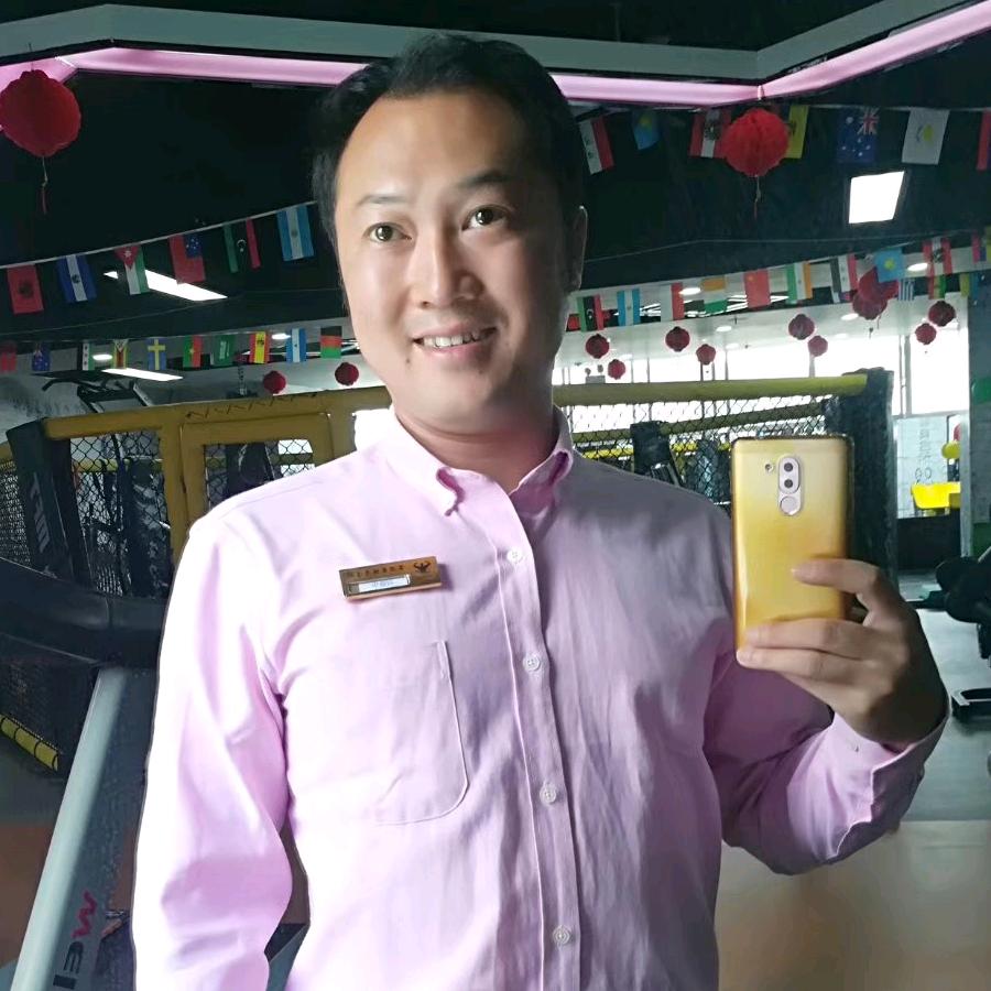 梧州国龙店威蒂斯健身游泳刘德华