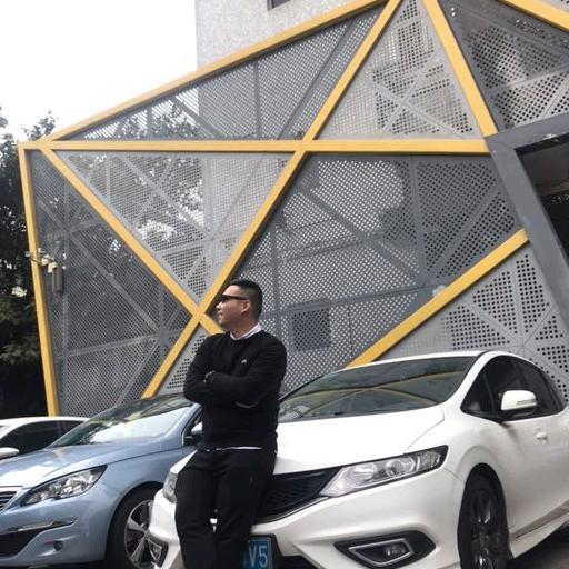 熊二批车