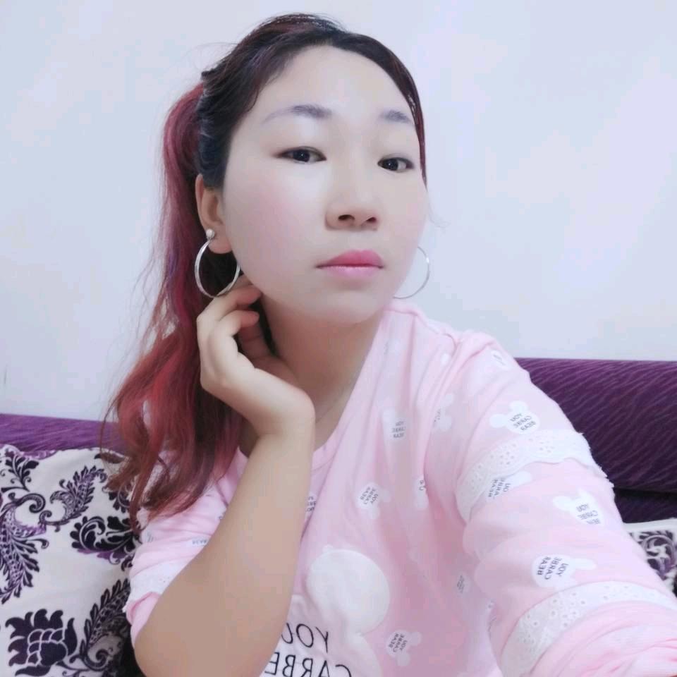 小宝贝霞娃