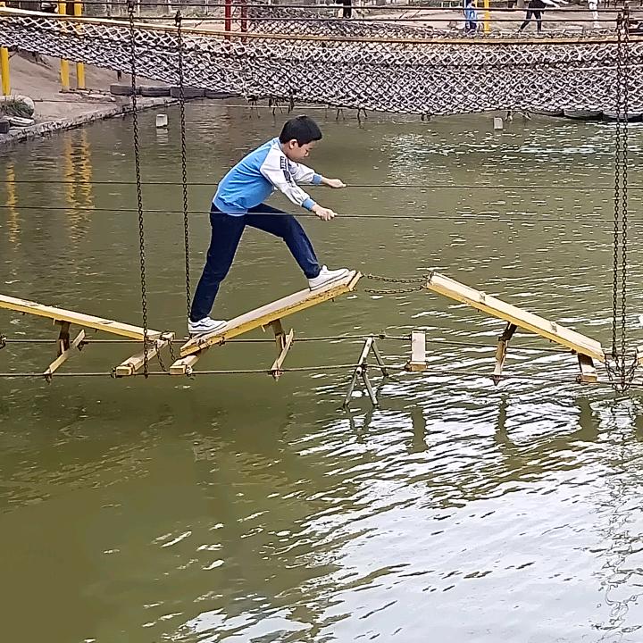 游侠哥