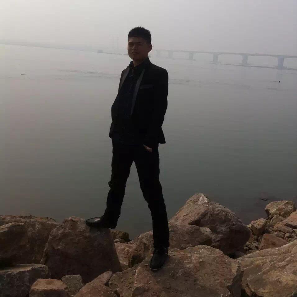 湖北荆州兄弟苗木货场（主打黑土田苗香樟)