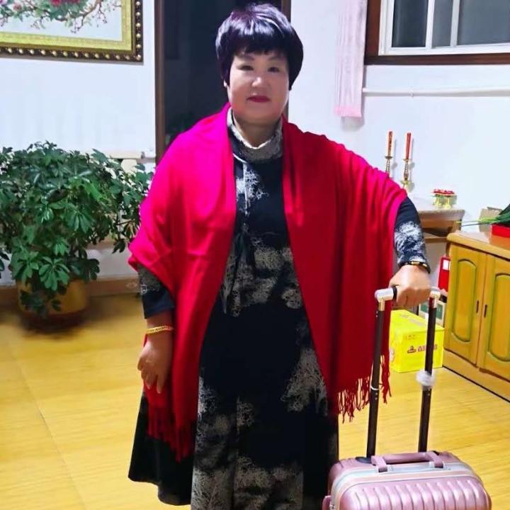 梅姐带团旅游