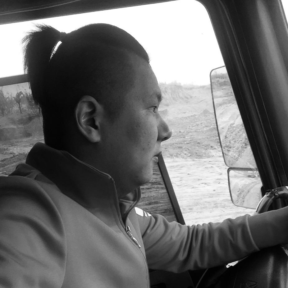 我住隔壁我姓冯