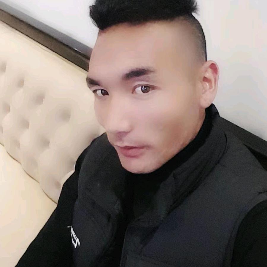 藏巴扎西。