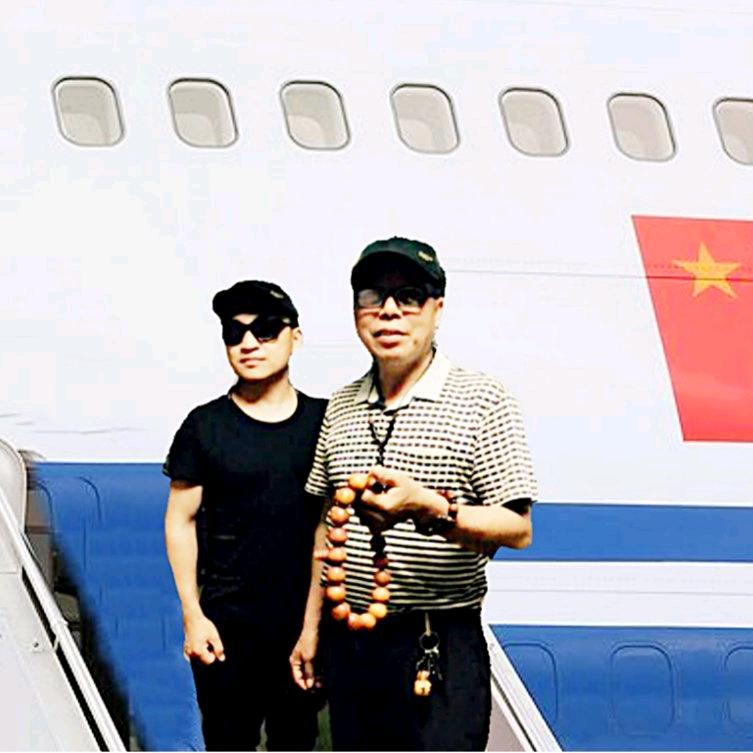 雅石居士