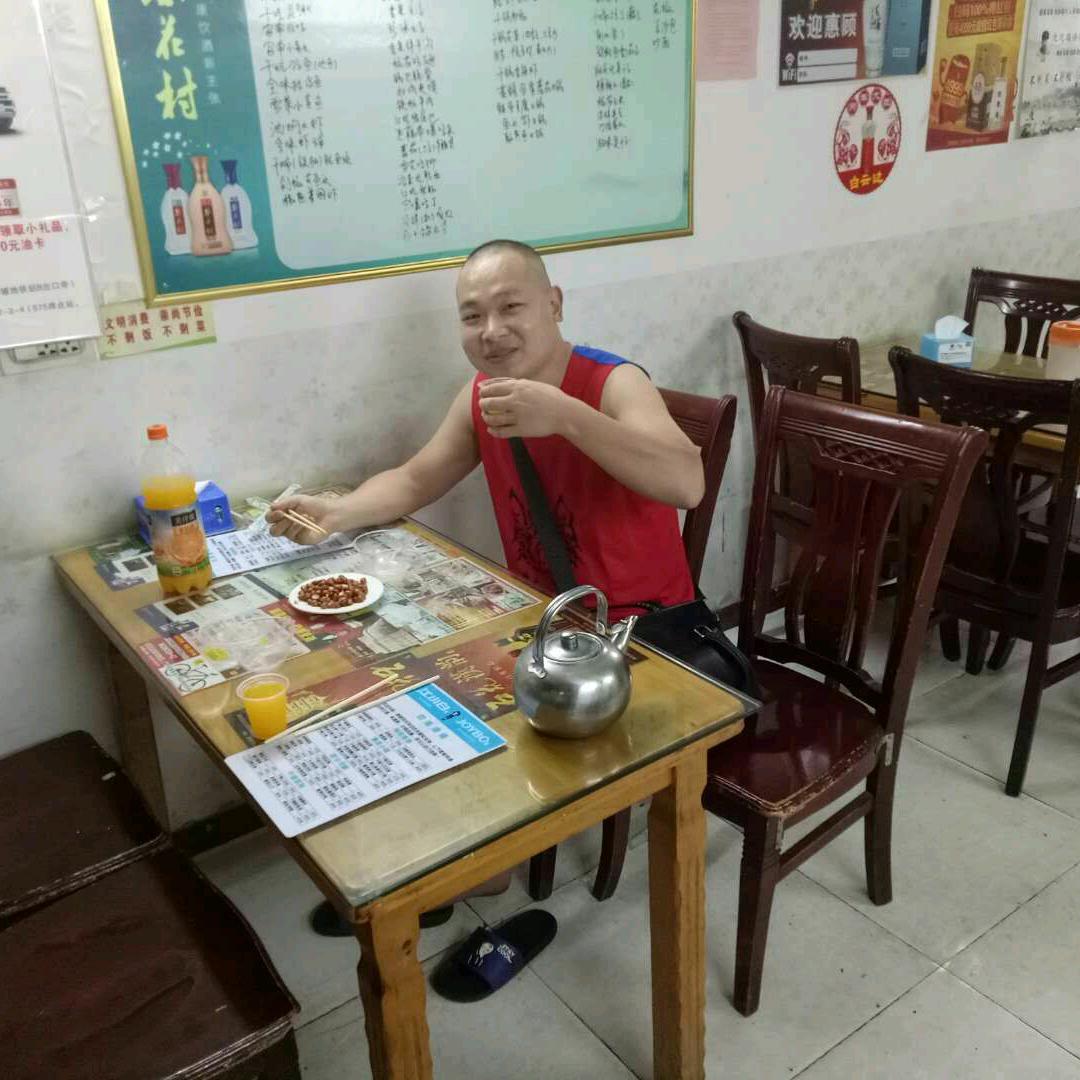 钢炮哥