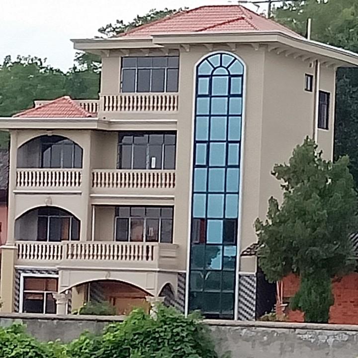 越努力越幸运，感悟人生。