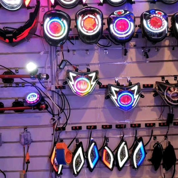 廉价踏板摩托车电摩配件商行