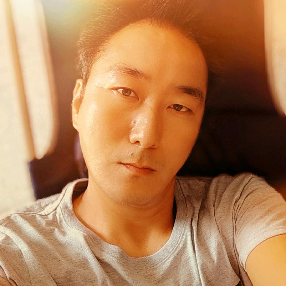 淮安卖电动车的小刘