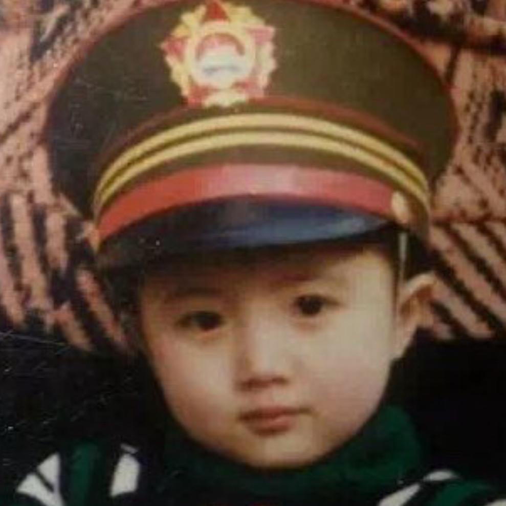 磊磊