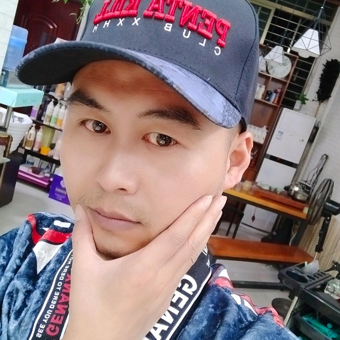 向伟沙宣烫染(紫气大道店)官