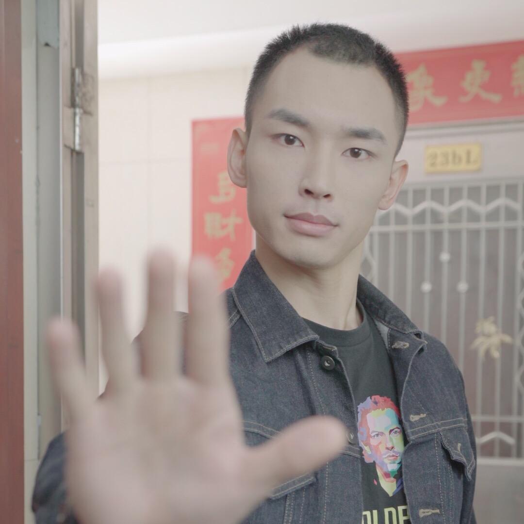 积极向上的老王