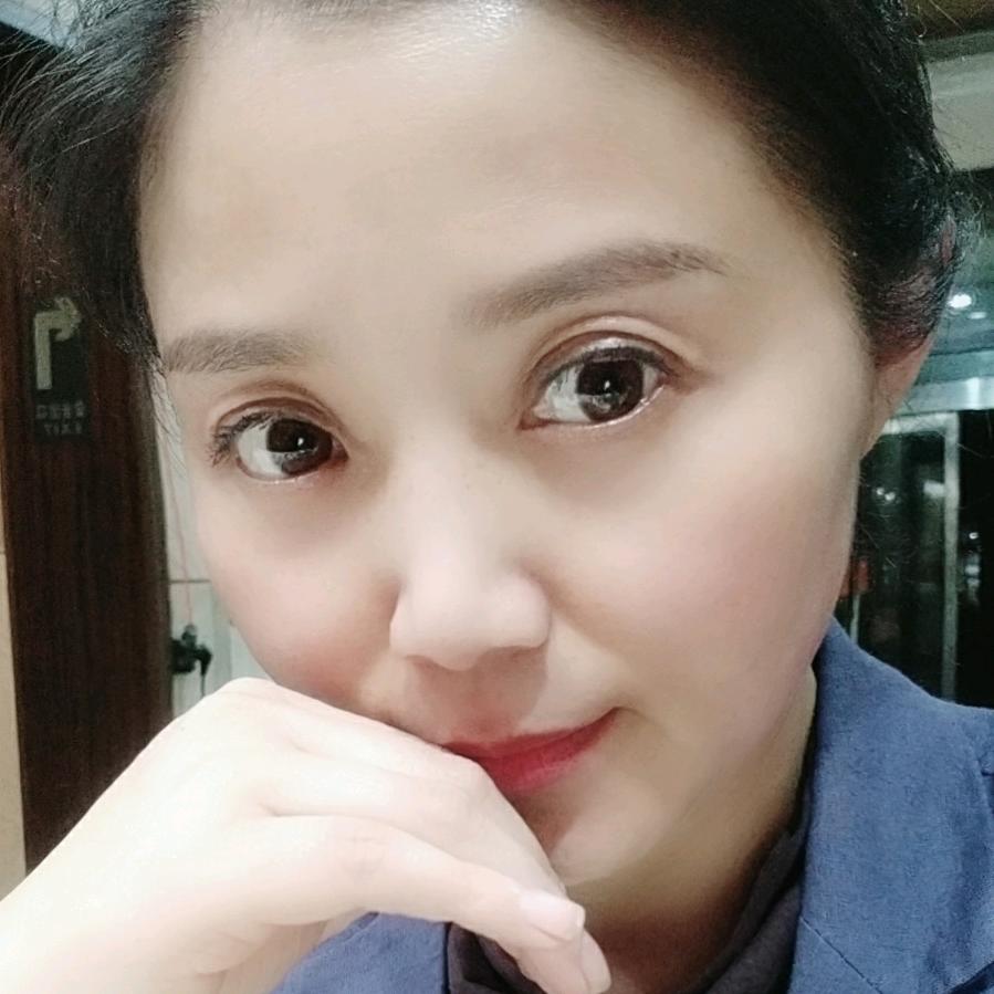 冯冯