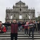 展翅飞翔