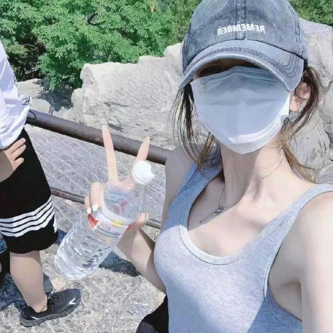 爱旅行的y