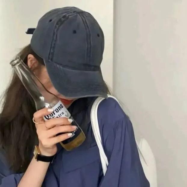 橘子汽水在睡觉