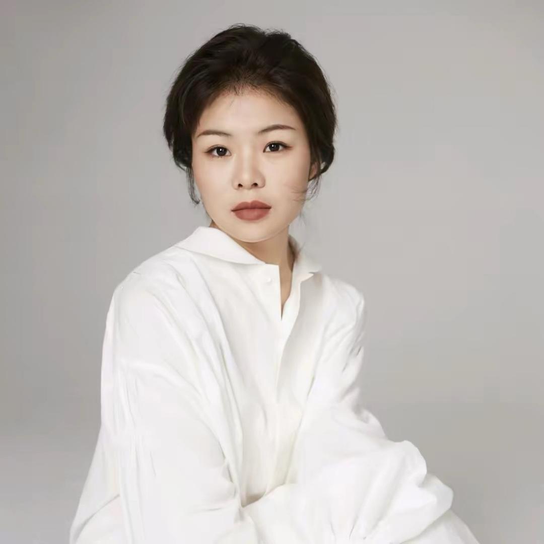 几里与麻穿搭
