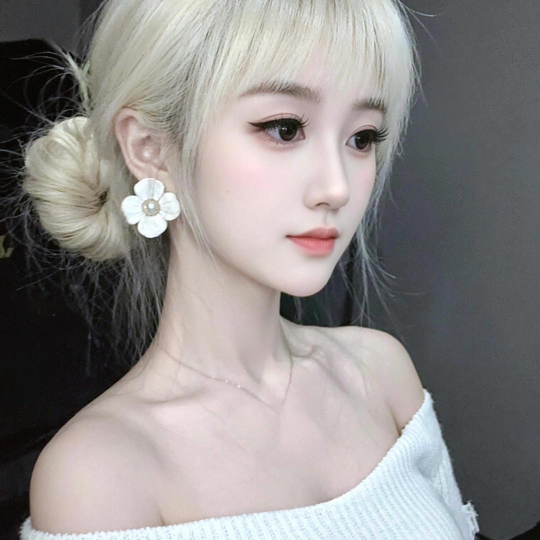 小张爱吃折耳根❤️
