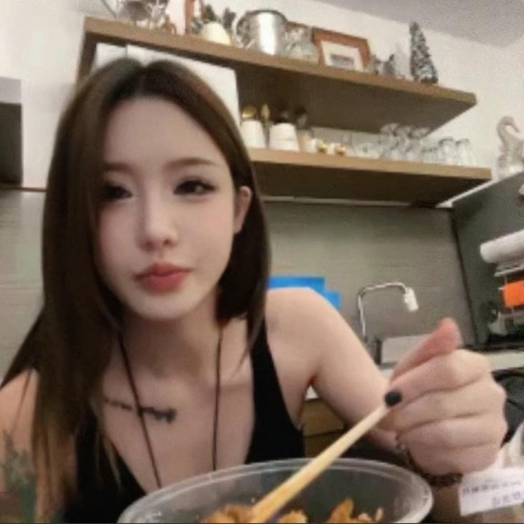 嘻嘻•