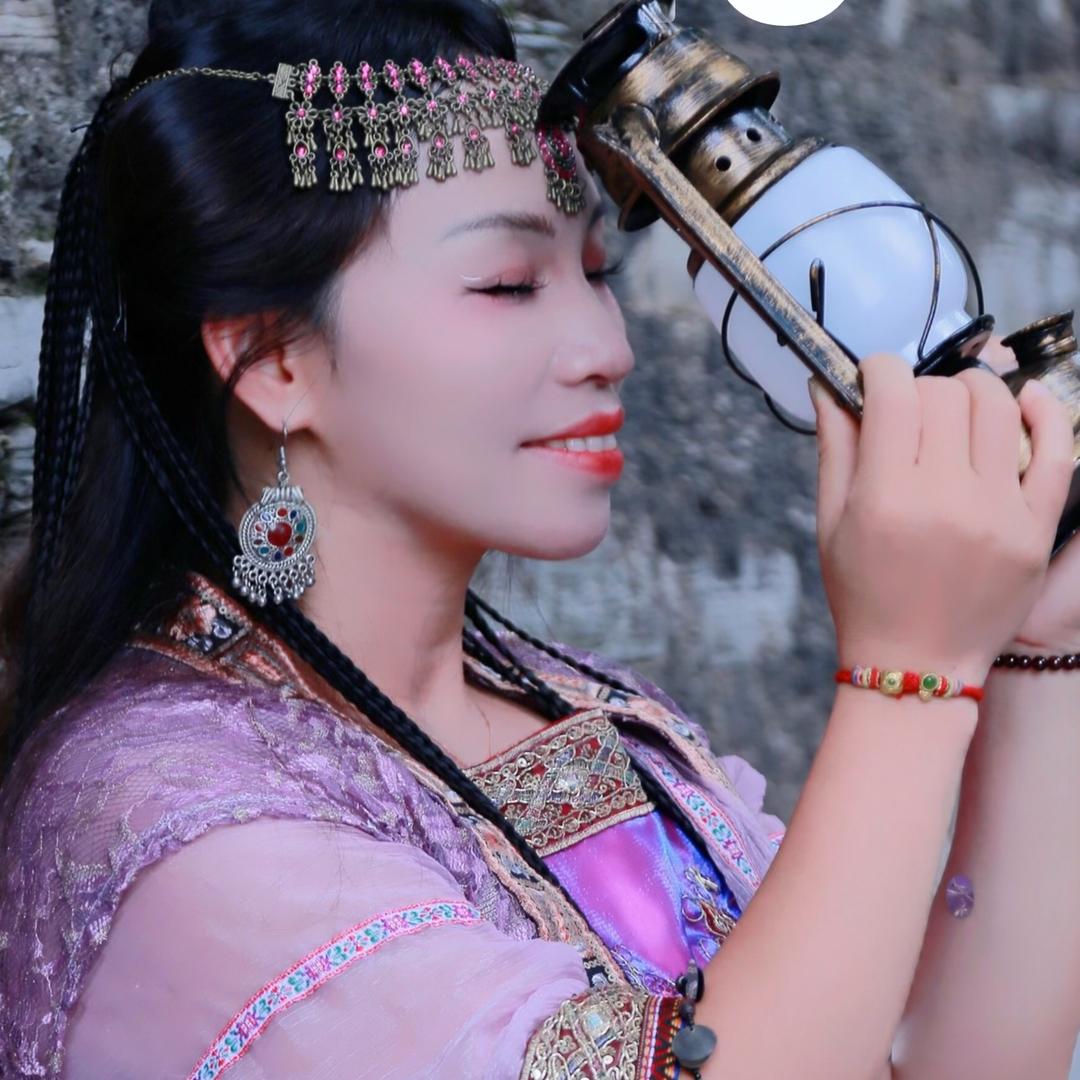雅丽