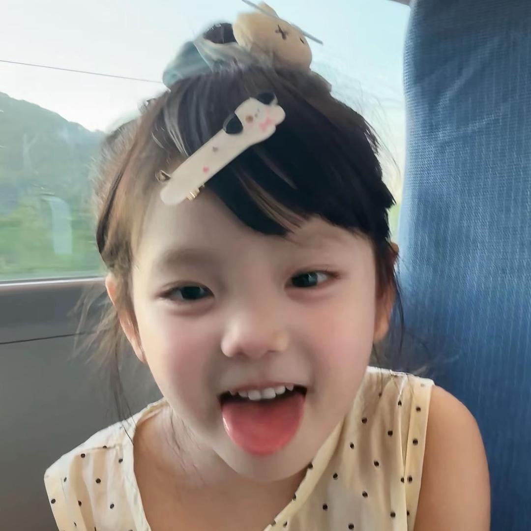 爱吃火锅的英雄.